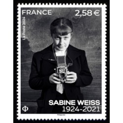 n°  5801 N** Sabine Weiss