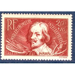 n° 330 N** (ref 12018) Callot