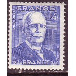 n° 599 N**